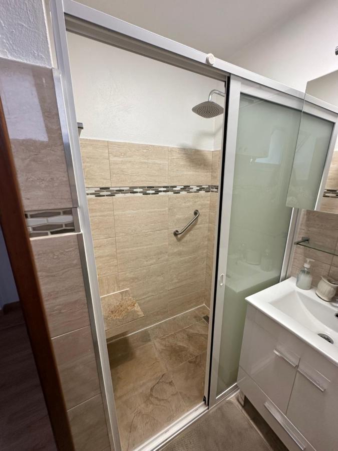 Sun Beach Apartment Machico  Esterno foto