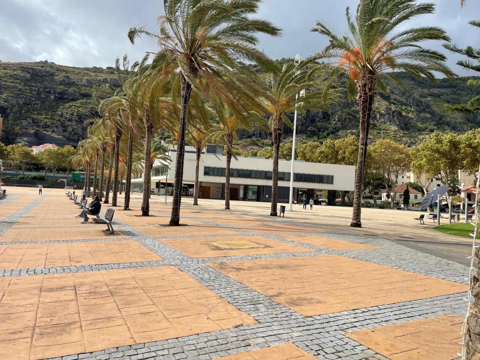 Sun Beach Apartment Machico  Esterno foto
